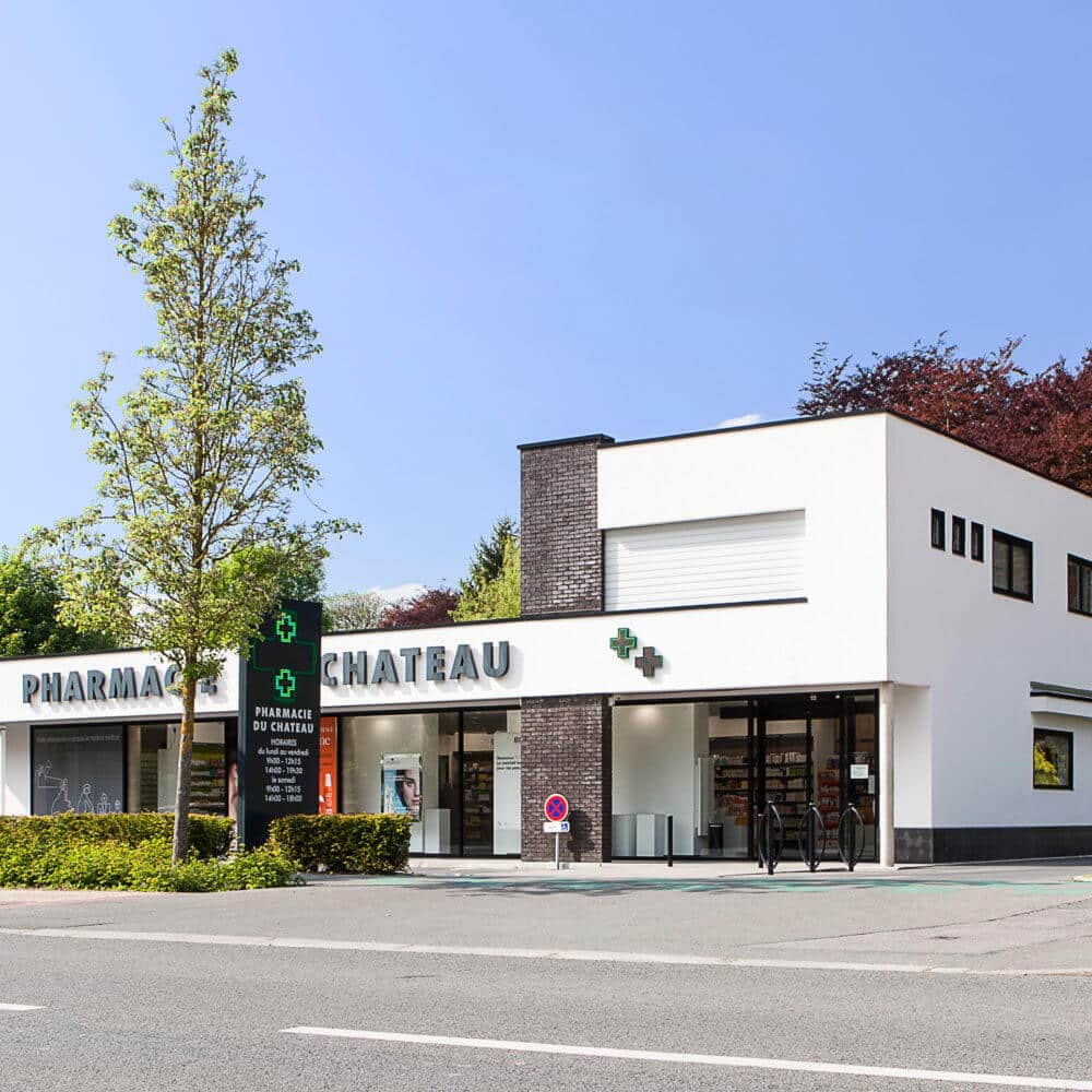 PHARMACIE DU CHATEAU Niclas Delannoy architecte CHERENG